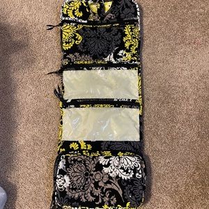 VERA BRADLEY hanger toiletry bag